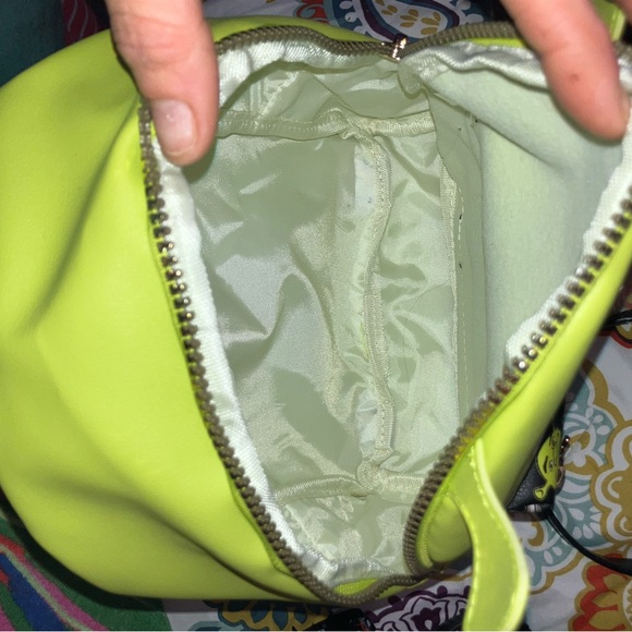 Shrek mini backpack - Picture 2 of 4